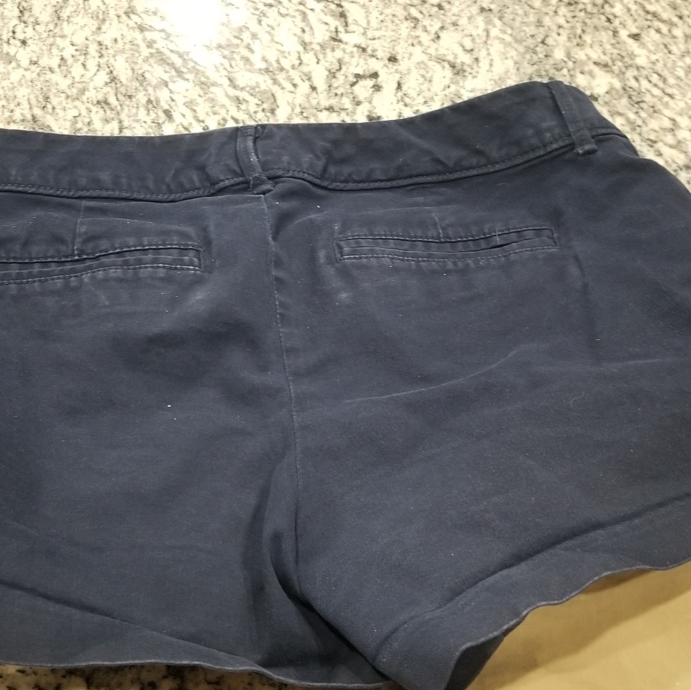 Old Navy pixie shorts - Picture 4 of 4